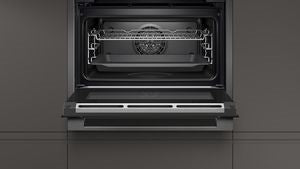 Neff C17FS22G0, Built-in compact oven with steam function