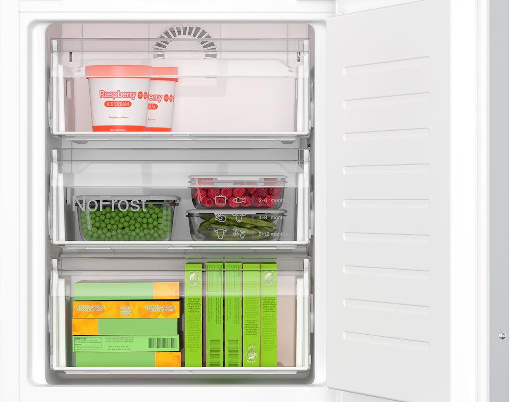 Bosch KIN86ADD0, built-in fridge-freezer with freezer at bottom