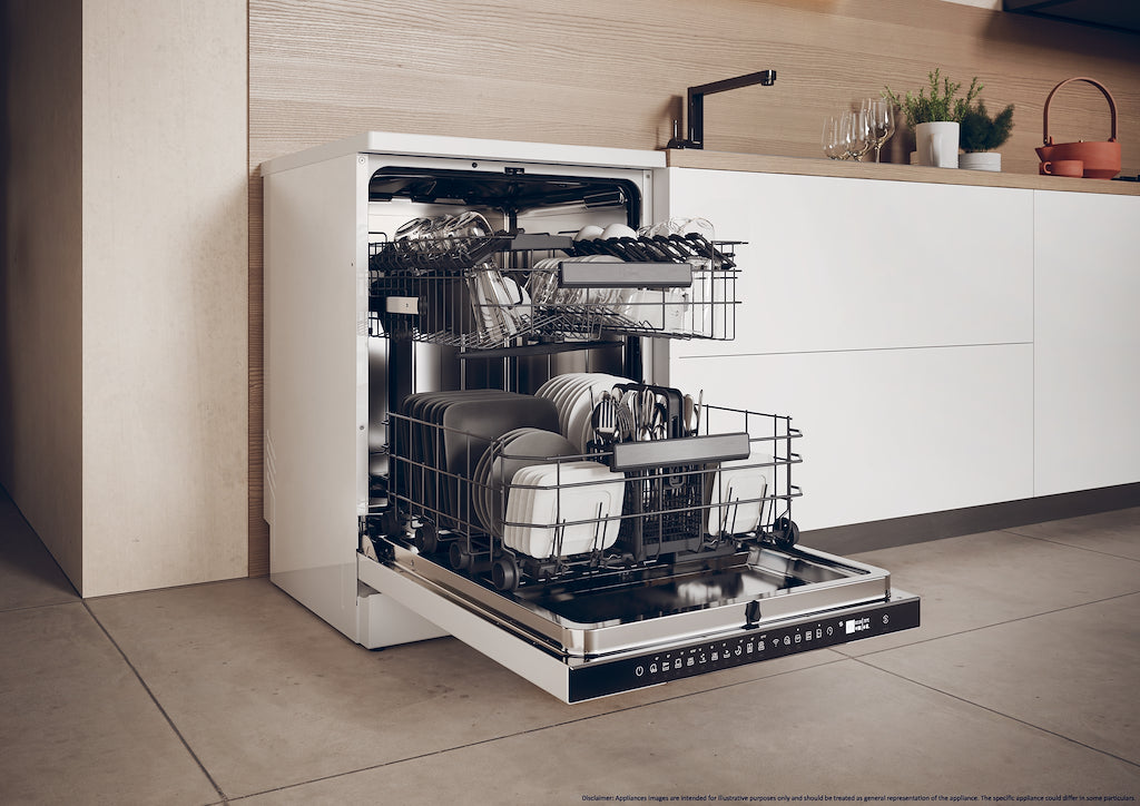 Haier XF 5C7M0W-80 Freestanding 60cm 15 Place Dishwasher with C Energy Rating - White