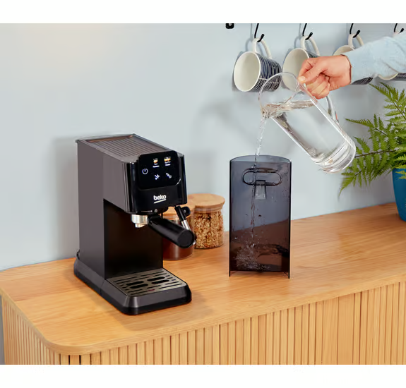 Beko CEP5302B CaffeExperto Manual Espresso Coffee Machine with Steam Wand - Black