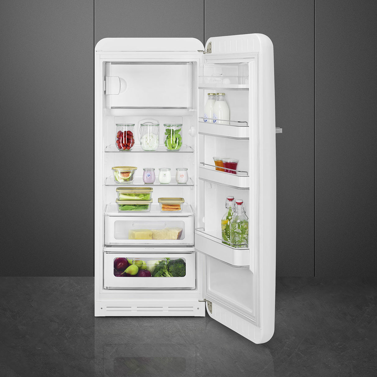 Smeg FAB28RWH6UK Retro Fridge with Icebox Right Hand Hinge - White