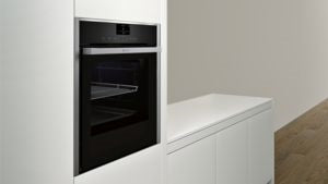 Neff B47VS22N0, Built-in oven with added steam function