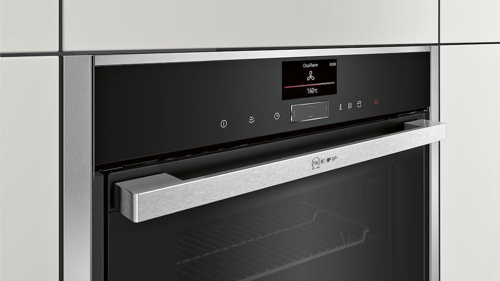 Neff B47FS22N0, Built-in oven with steam function