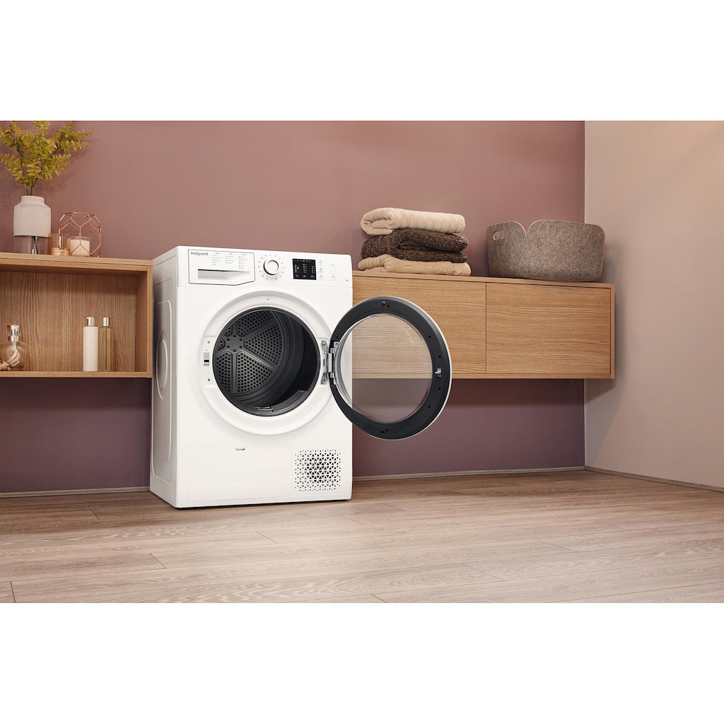 Hotpoint NT M10 81WK Freestanding 8kg Heat Pump Tumble Dryer - White