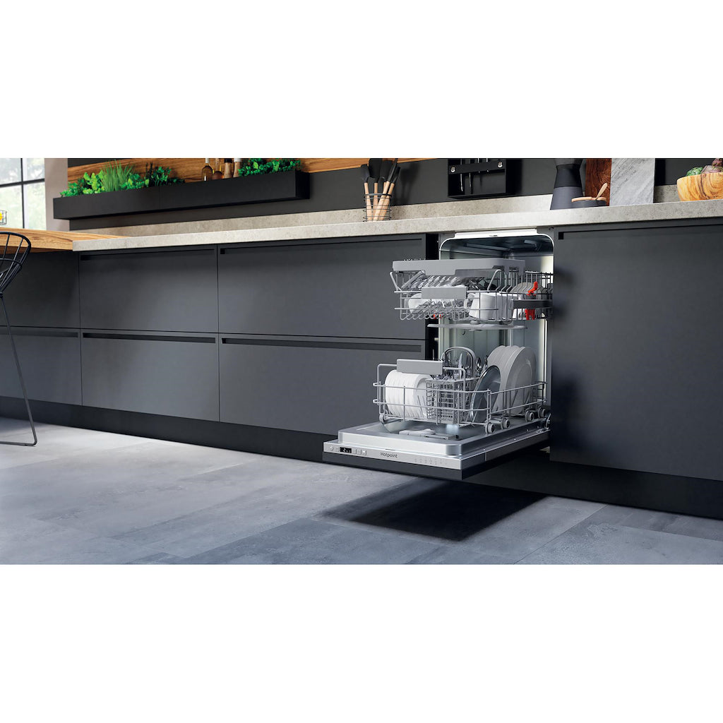 Hotpoint HI9C 3M19 C S UK Slimline Integrated Dishwasher - Silver