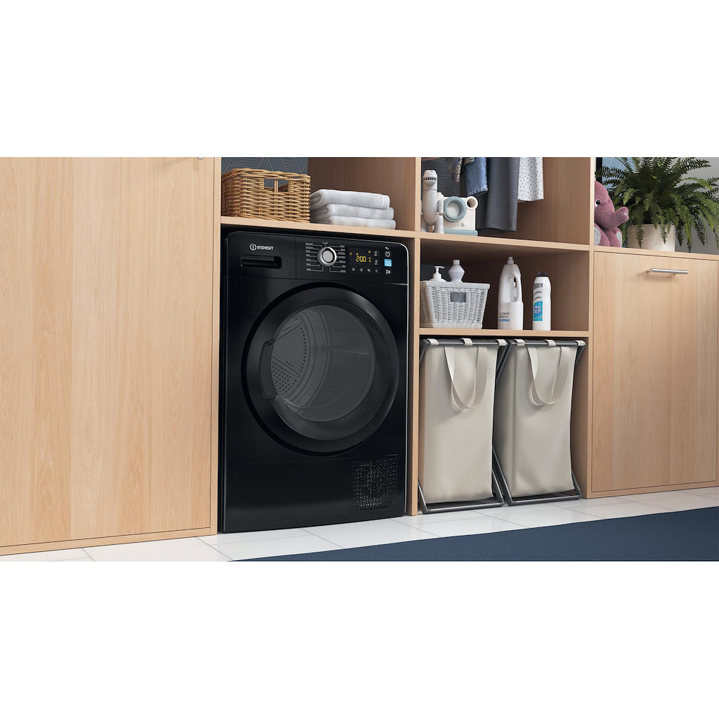 Indesit YT M11 92B X UK 9kg Freestanding Heat Pump Tumble Dryer - Black