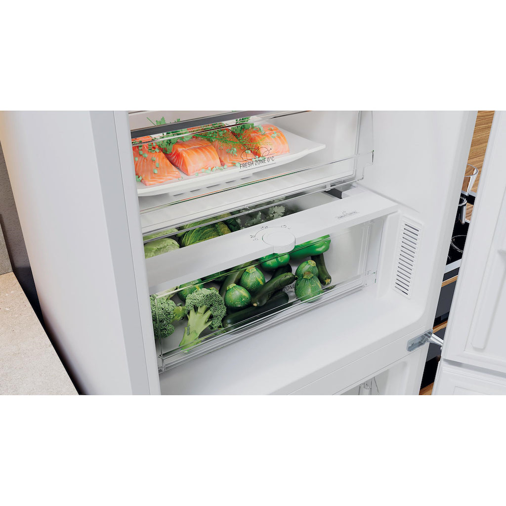 Hotpoint H7X93TW Freestanding Fridge Freezer