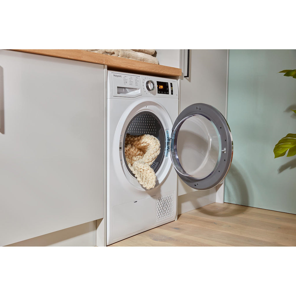 Hotpoint NT M11 82XB ActiveCare Freestanding 8kg Heat Pump Tumble Dryer - White