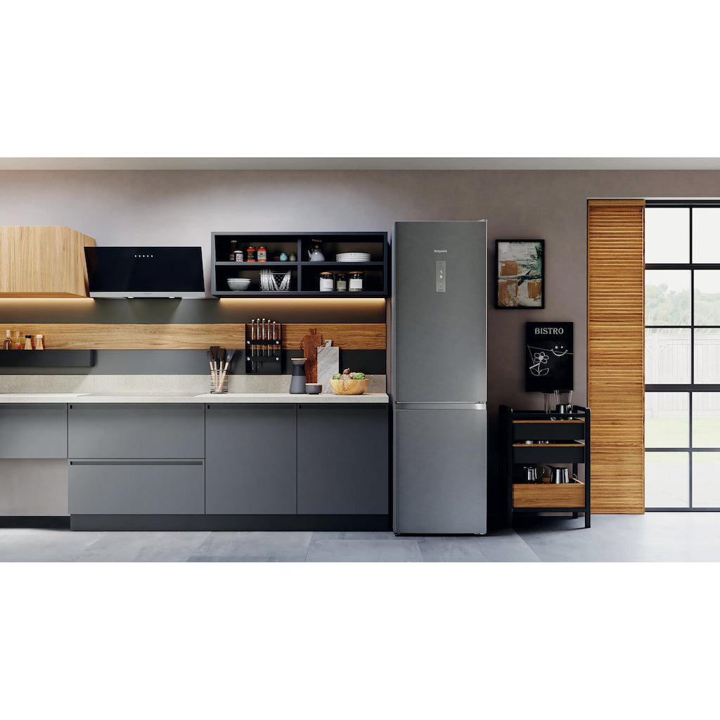 Hotpoint H9X94TSX Freestanding Fridge Freezer