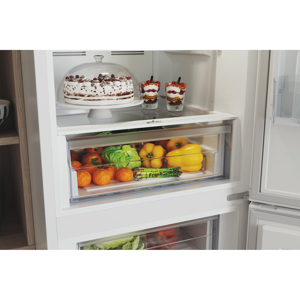 Indesit IBTNF 60182 W UK Freestanding Fridge Freezer