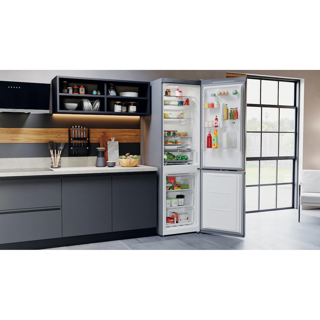 Hotpoint H9X94TSX Freestanding Fridge Freezer