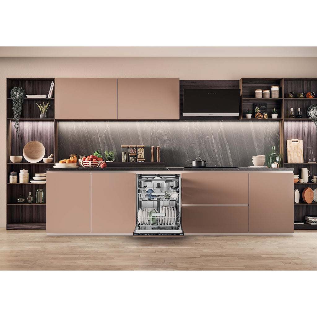 Hotpoint H7I HP42 L UK Built-In 15 Place Setting Dishwasher
