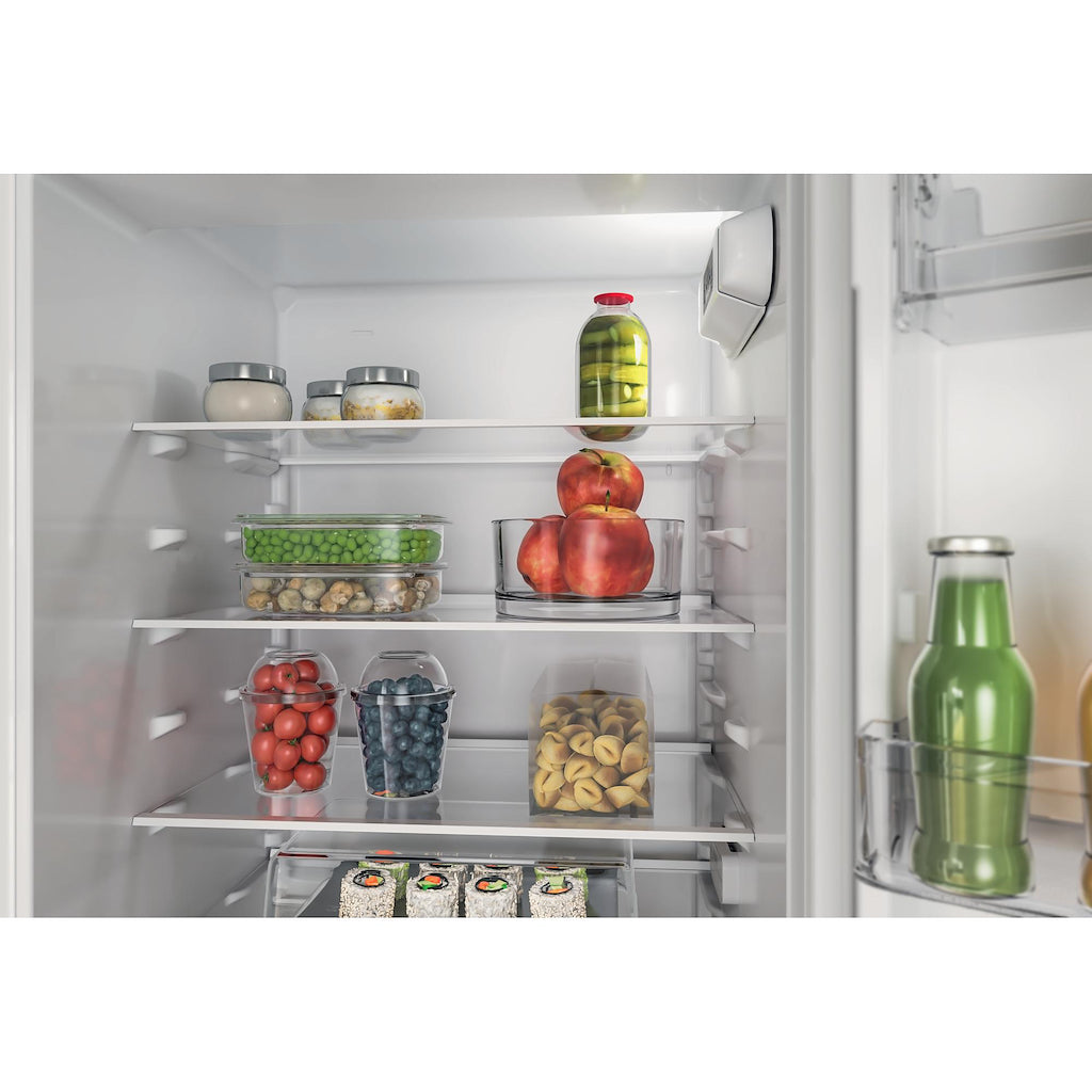 Whirlpool WHC18D041A1 Built-In Fridge Freezer