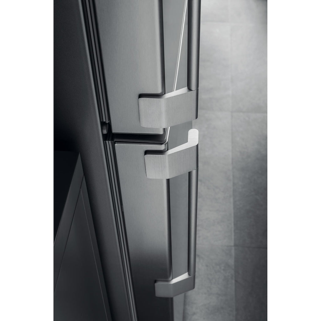 Hotpoint NFFUD 191 X 1 Fridge Freezer - Stainless Steel