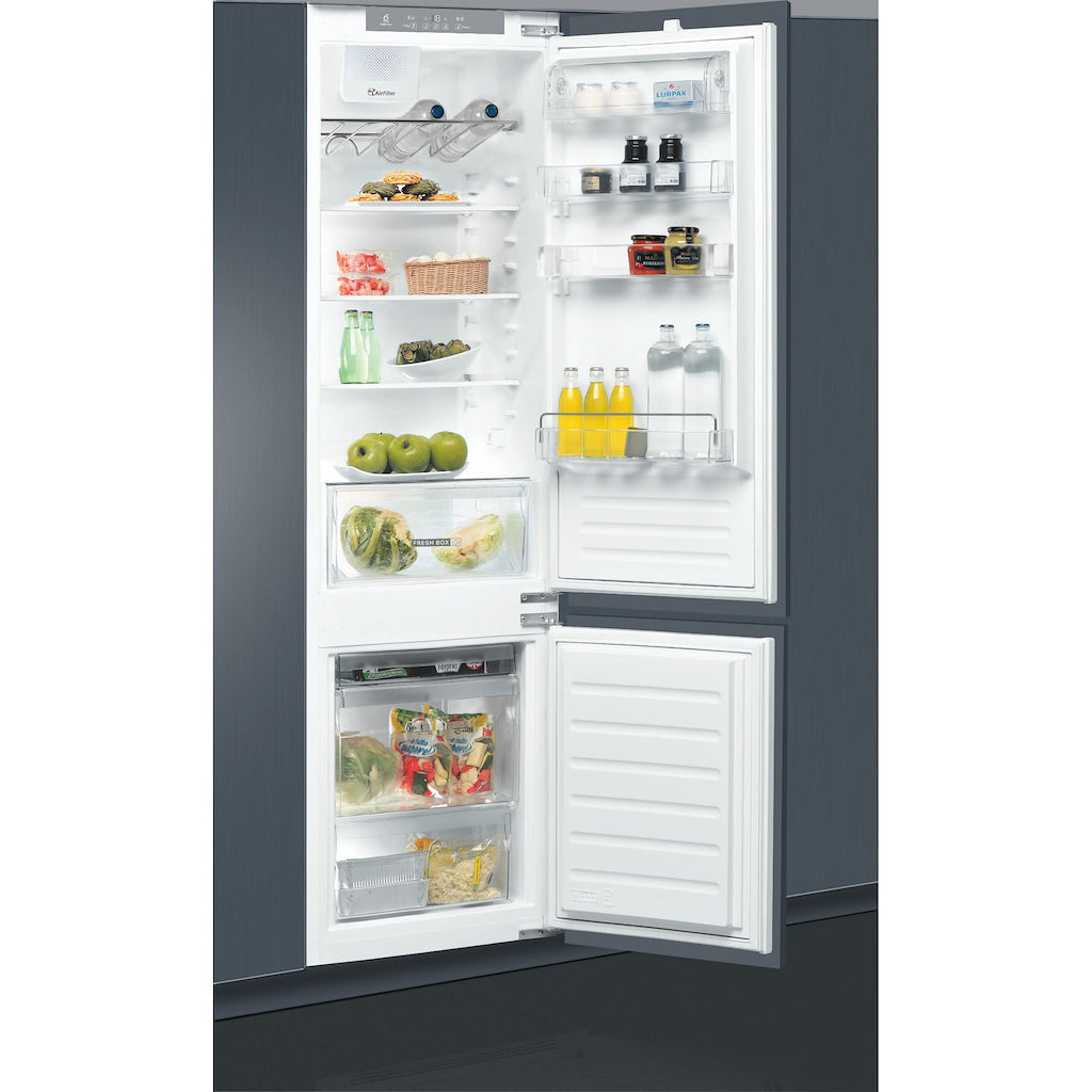 Whirlpool ART 228/80 SF1 Built-In Fridge Freezer 306L