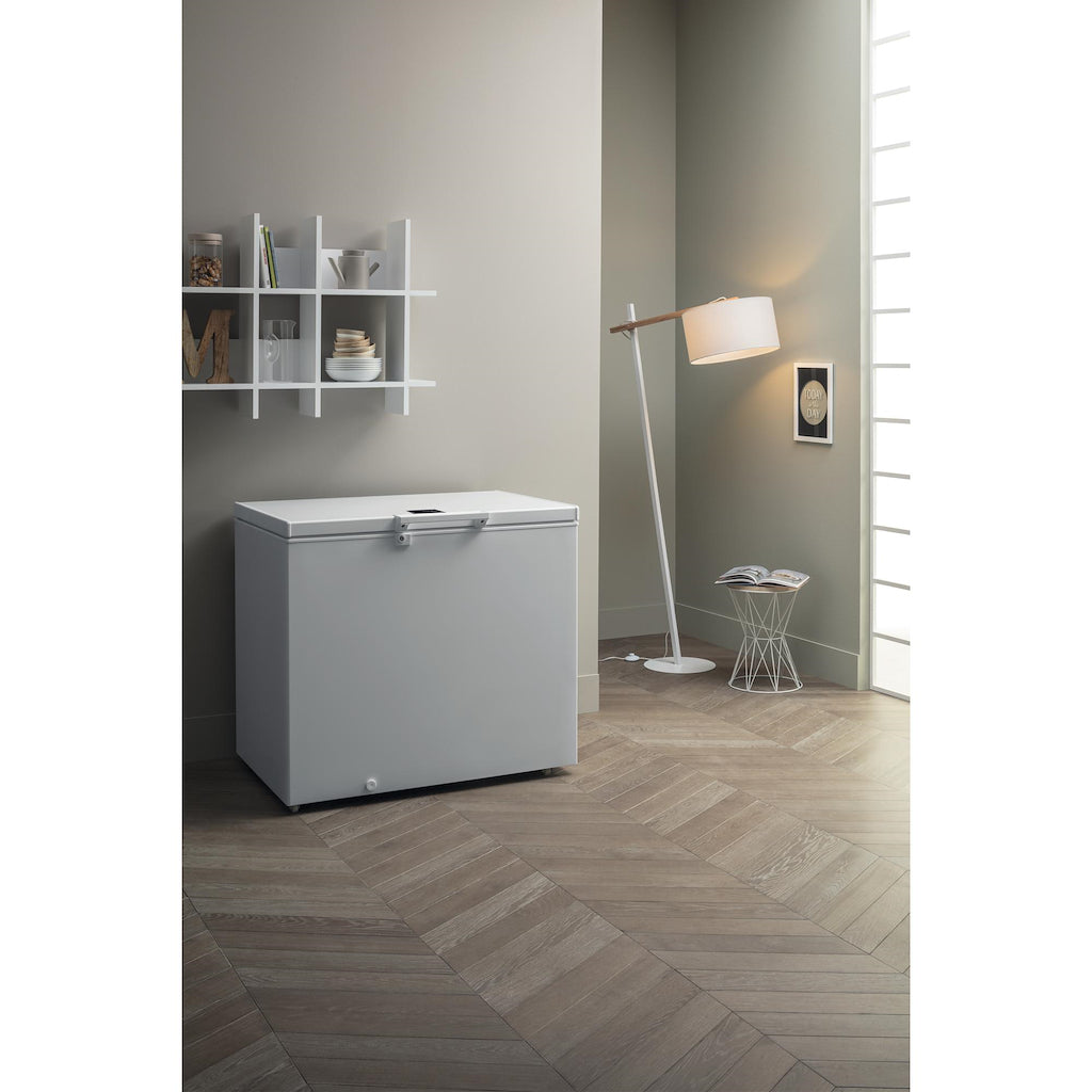 Hotpoint CS1A 400 H FM FA UK 1 Chest Freezer - White