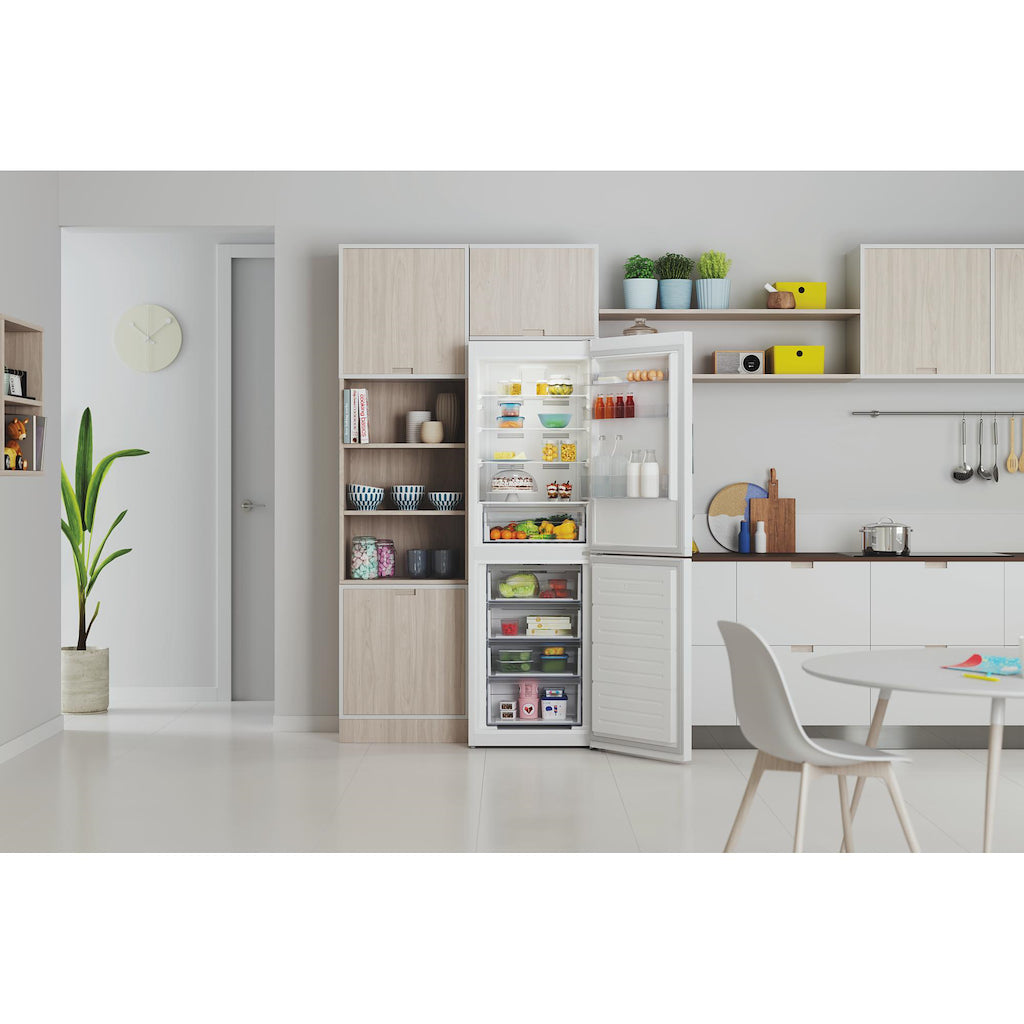 Indesit IBTNF 60182 W UK Freestanding Fridge Freezer