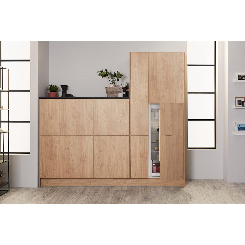Hotpoint HSZ 12 A2D.UK 1 Integrated Fridge