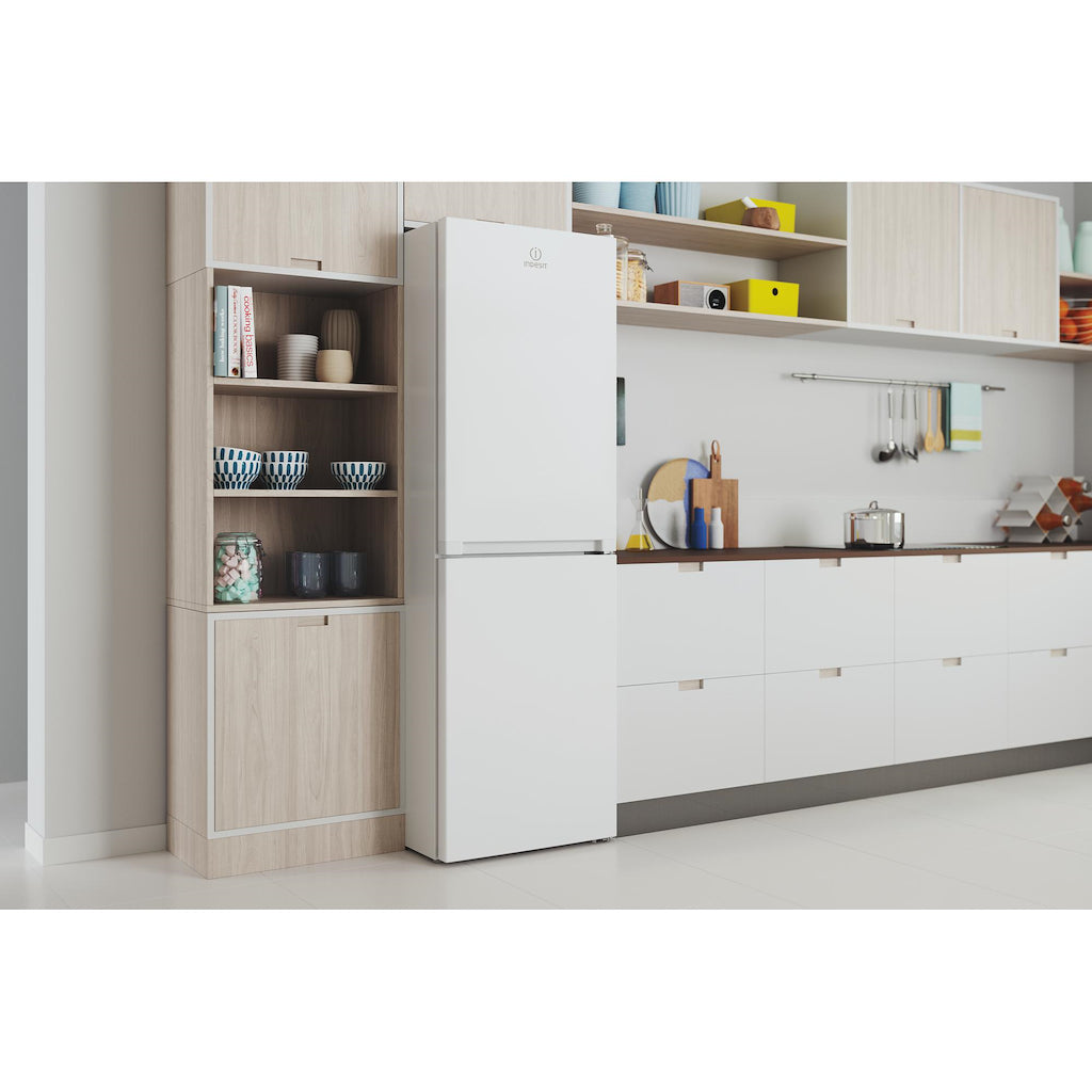 Indesit IBTNF 60182 W UK Freestanding Fridge Freezer