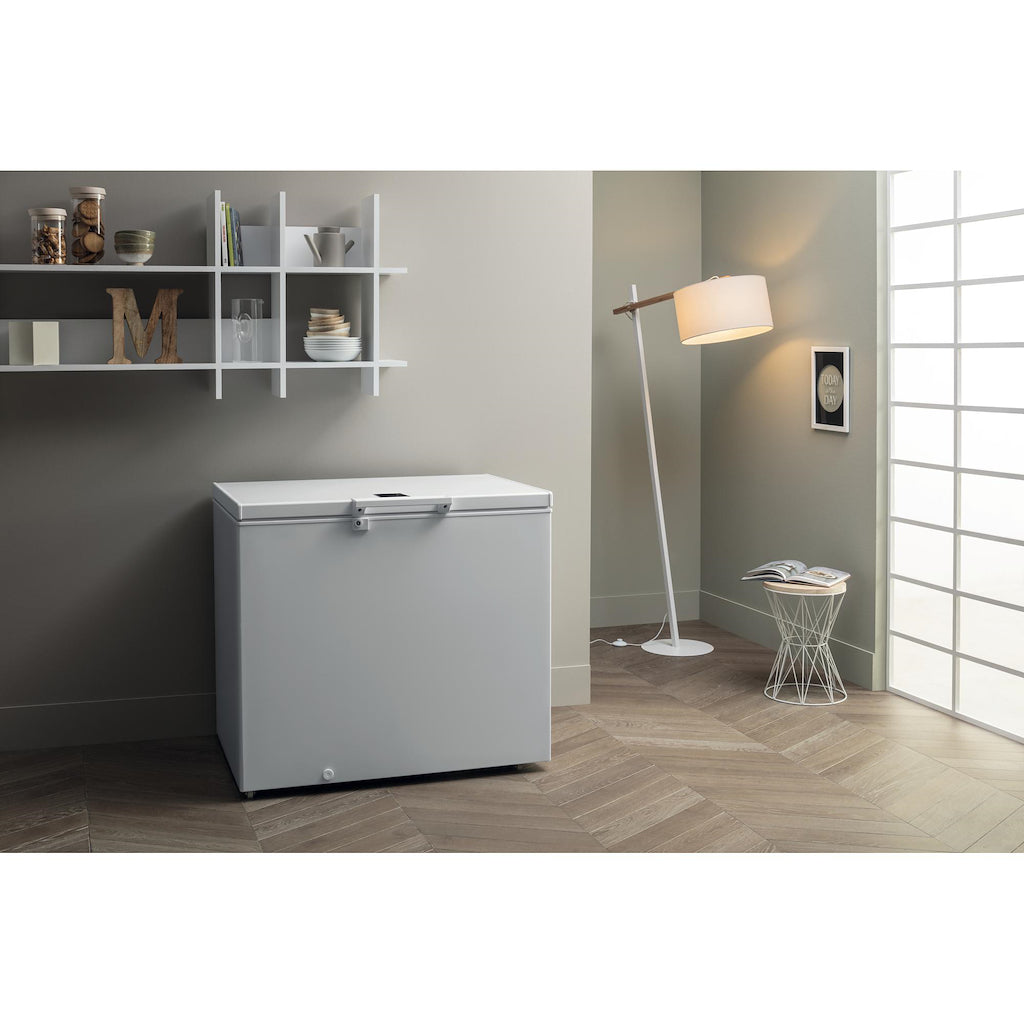 Hotpoint CS1A 400 H FM FA UK 1 Chest Freezer - White