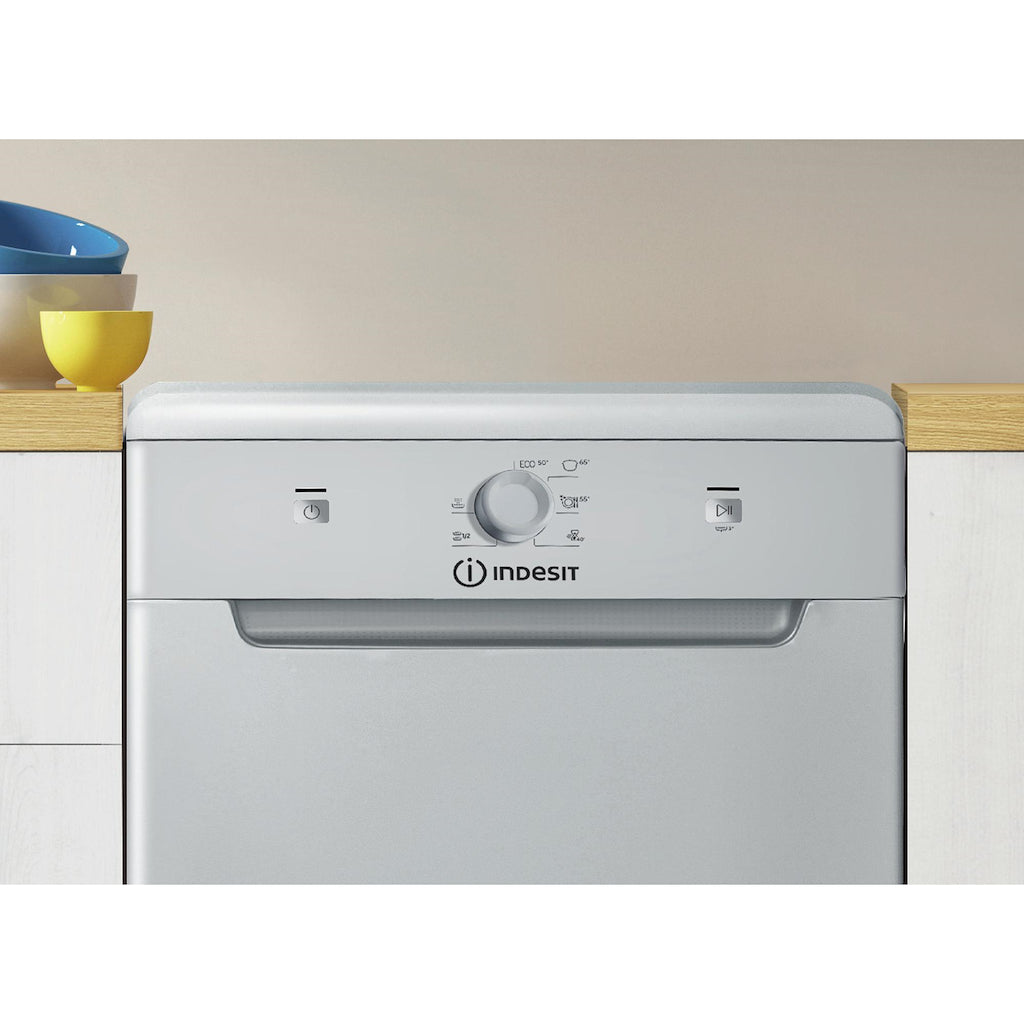 Indesit DF9E 1B10 S UK Slimline Freestanding Dishwasher - Silver