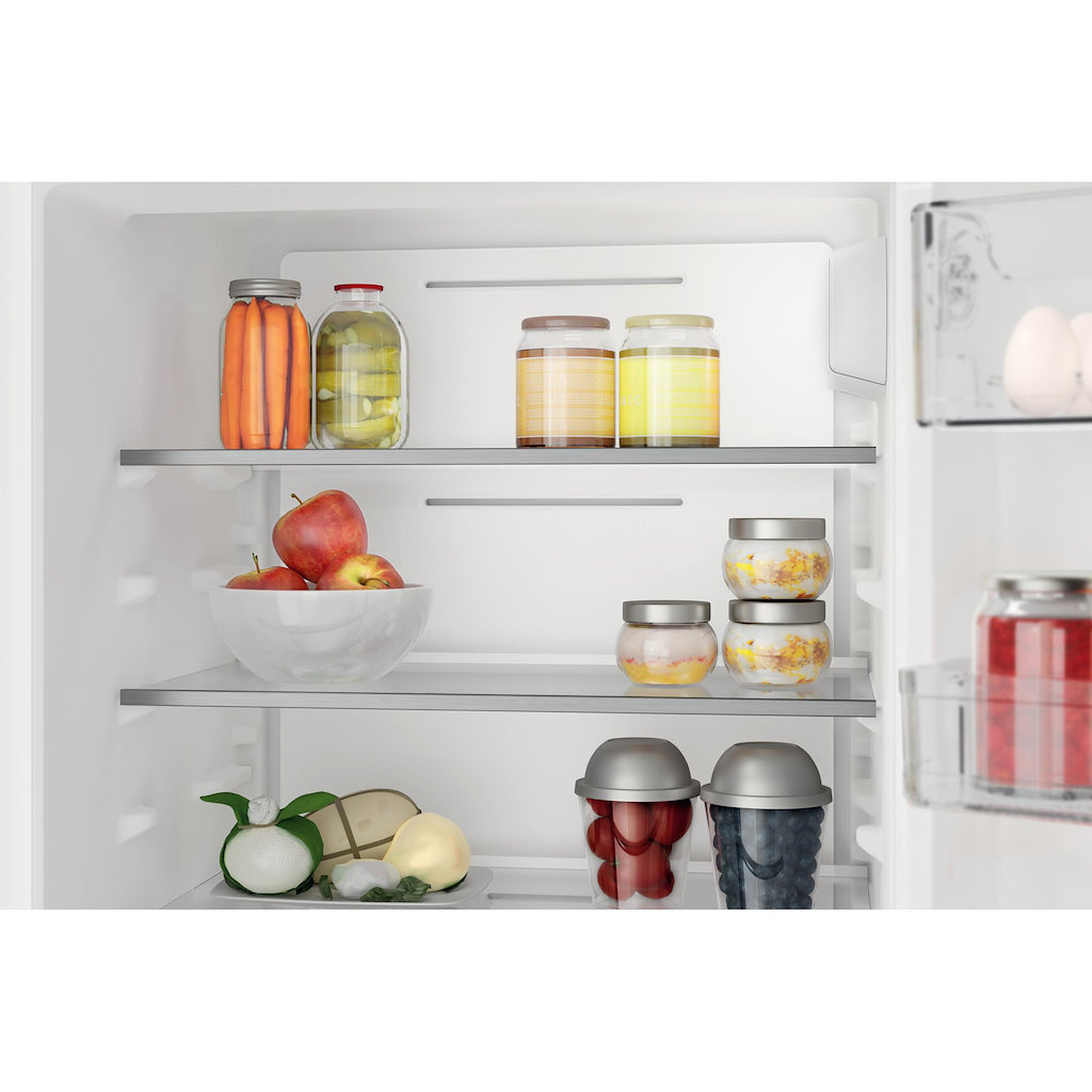 Hotpoint HTC18 T311 UK Integrated Fridge Freezer