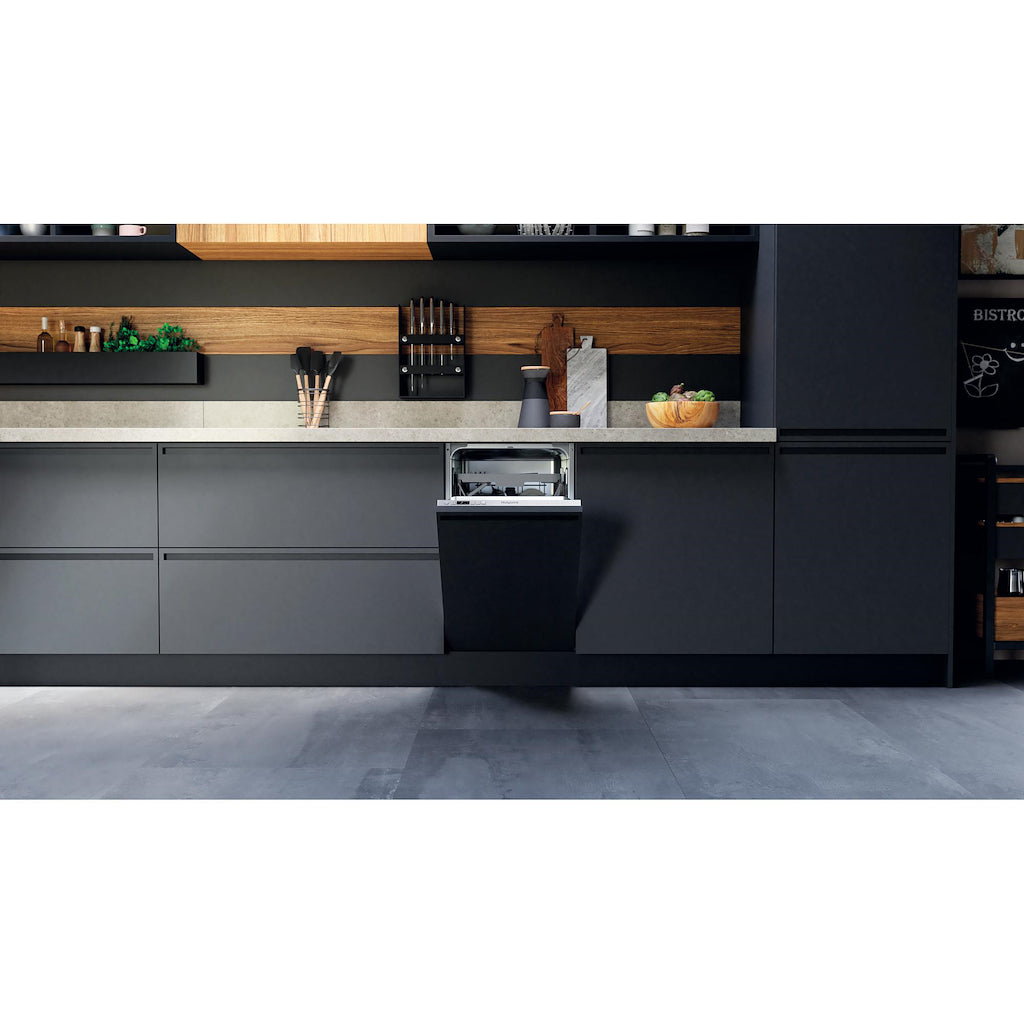 Hotpoint HI9C 3M19 C S UK Slimline Integrated Dishwasher - Silver
