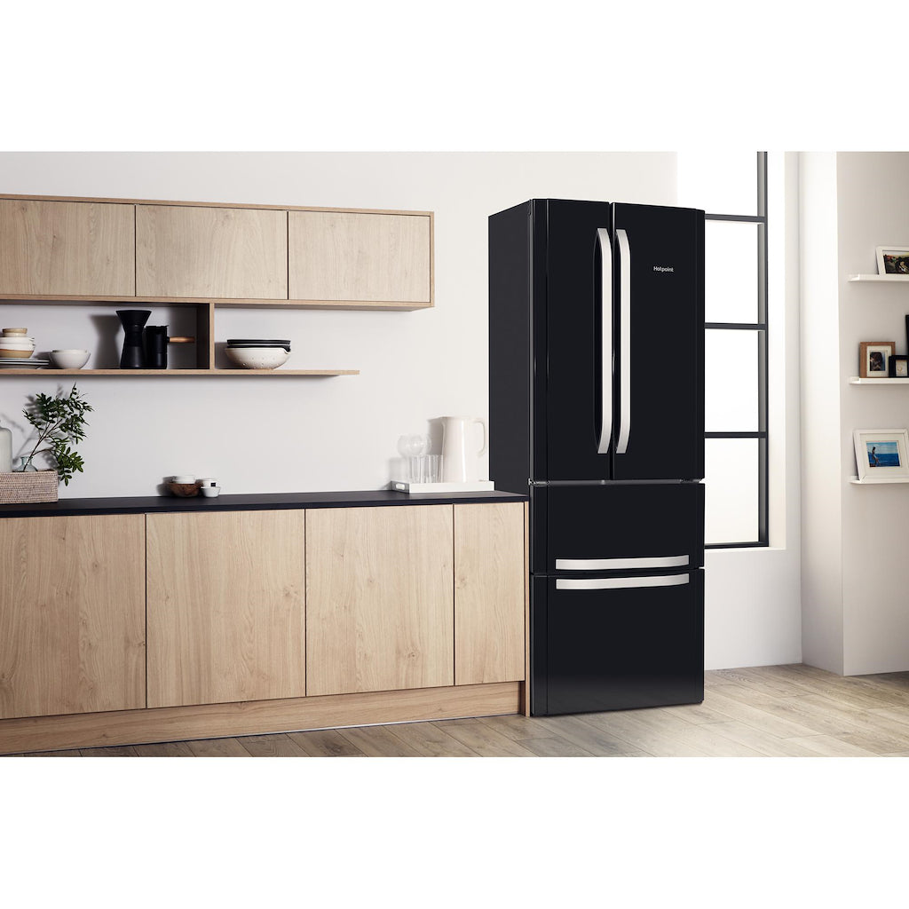 Hotpoint FFU4D K 1 Fridge Freezer - Black