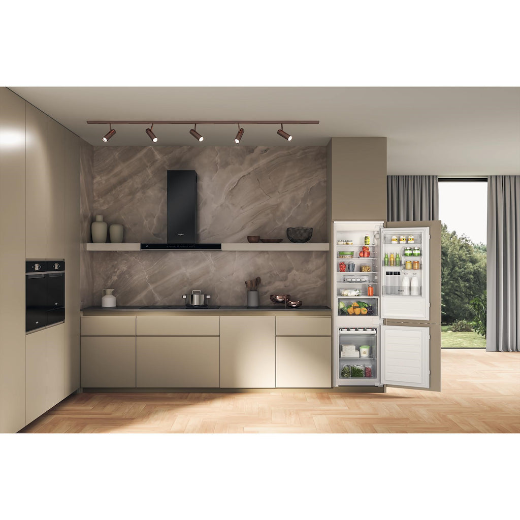 Whirlpool WHC18D041A1 Built-In Fridge Freezer