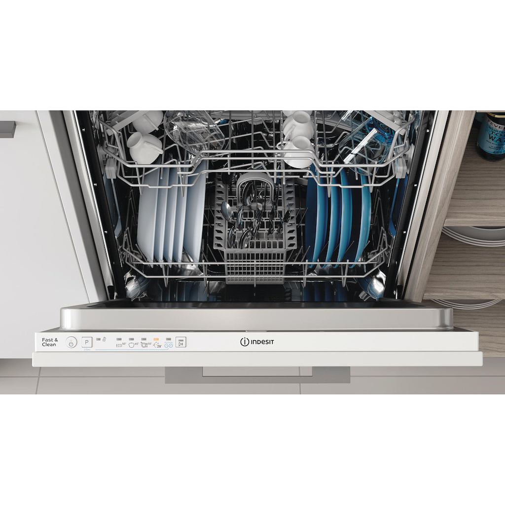 Indesit D2I HL326 UK Integrated 60cm Dishwasher - White