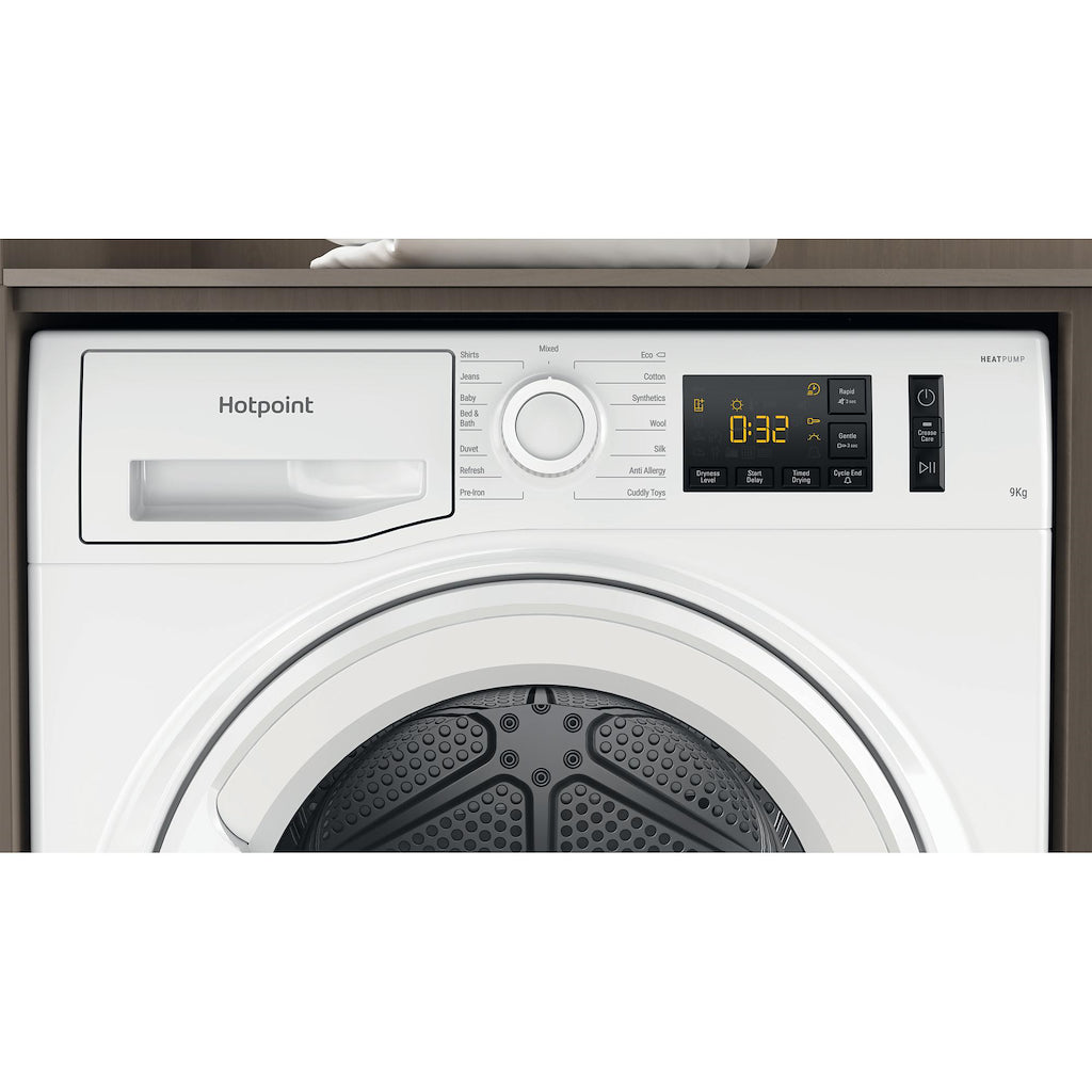 Hotpoint NT M11 92 UK Freestanding 9kg Heat Pump Tumble Dryer - White