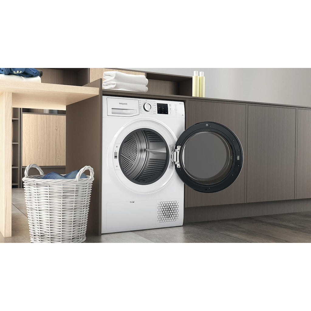 Hotpoint NT M10 81WK Freestanding 8kg Heat Pump Tumble Dryer - White
