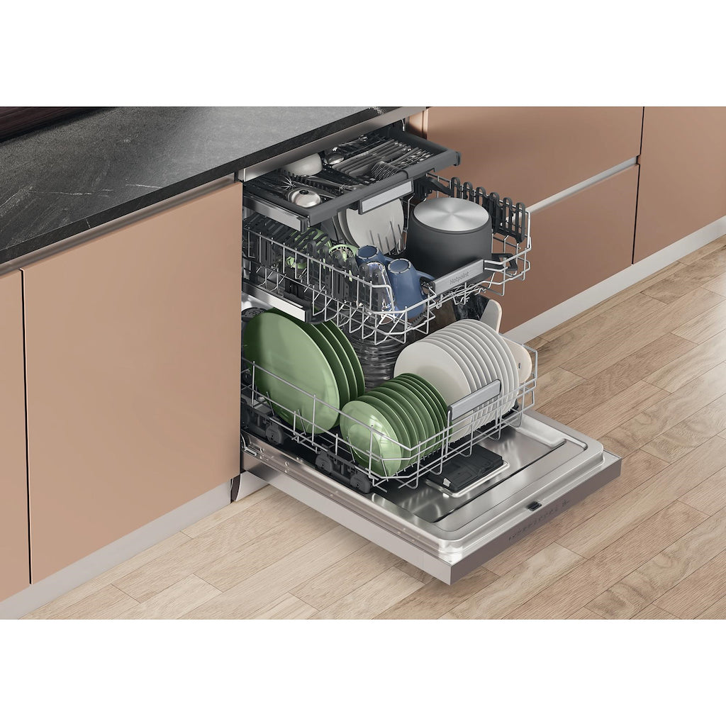 Hotpoint H7F HP43 X UK Maxi Space Freestanding 15 Place Settings Dishwasher
