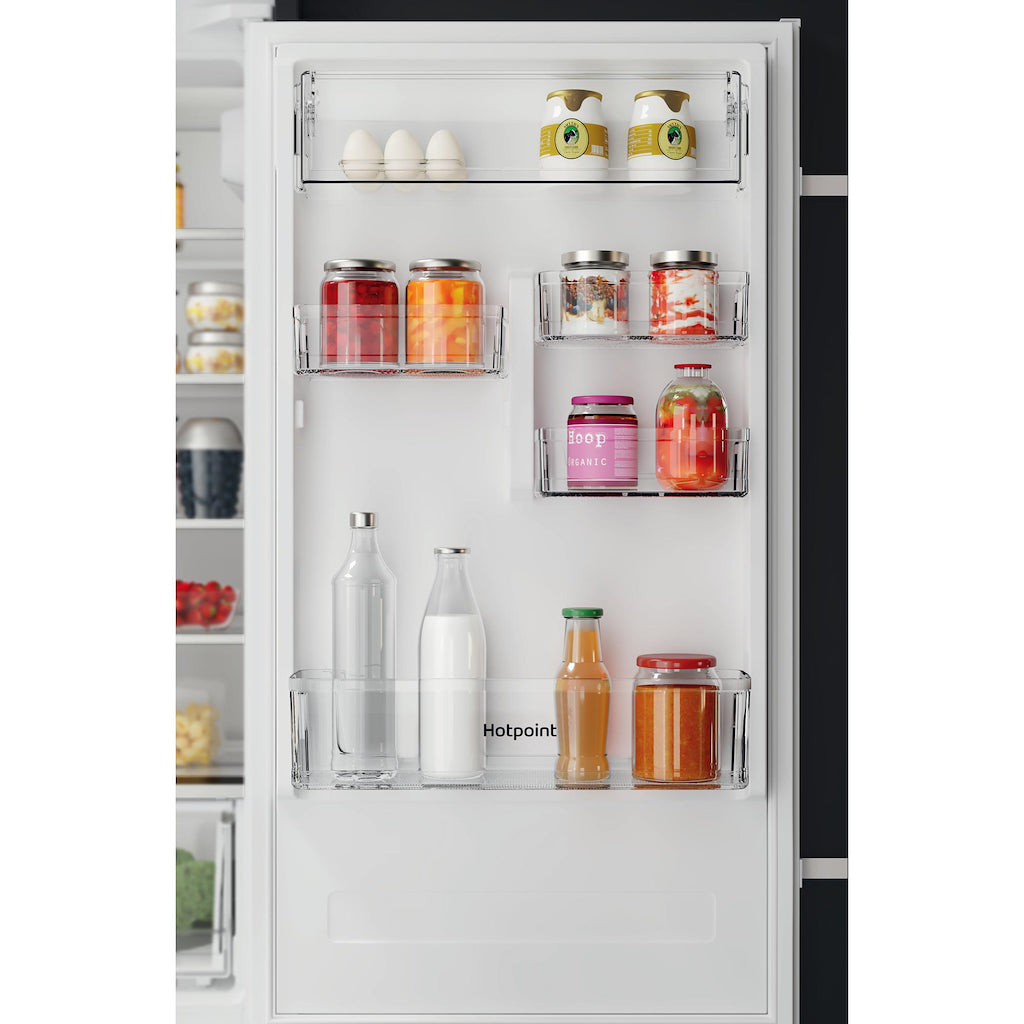 Hotpoint HTC18 T311 UK Integrated Fridge Freezer