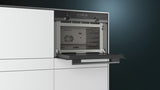 Siemens CP465AGB0B, Built-in compact microwave with steam function