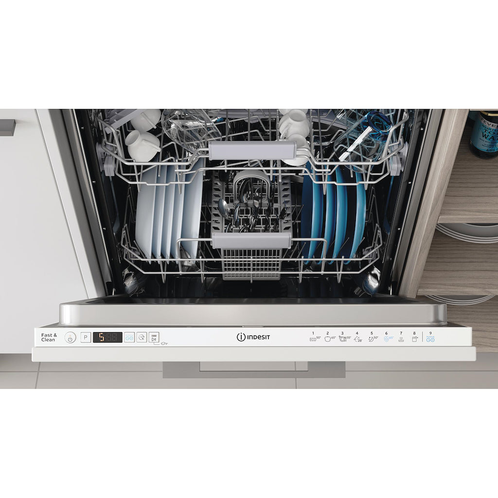 Indesit D2I HD526 UK Integrated 60cm Dishwasher - White